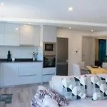 Welcoming House With Pool In Lomba Nyaraló *